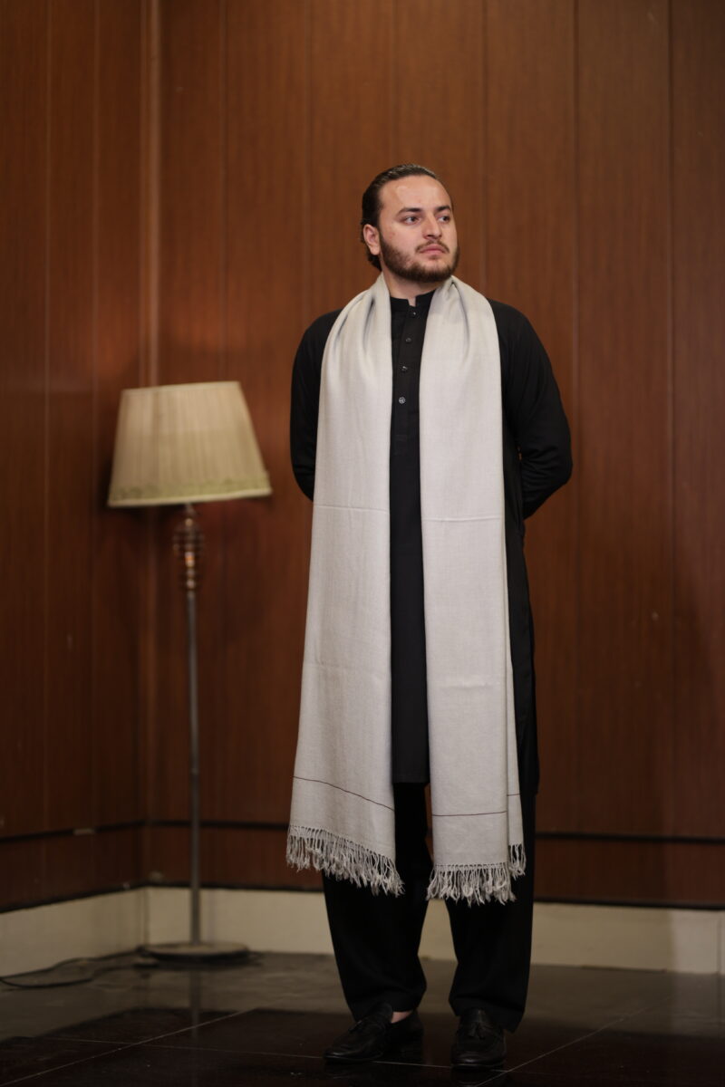 LIGHT GREY WOOLEN MEN SHAWL | PURE WOOLEN